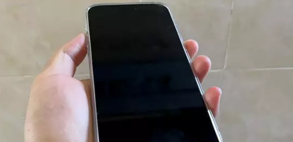 东郊镇苹果14黑屏维修店分享如何解决iPhone14黑屏 