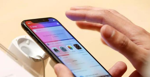 东郊镇苹果手机维修分享点击iPhone 屏幕没有响应怎么办 
