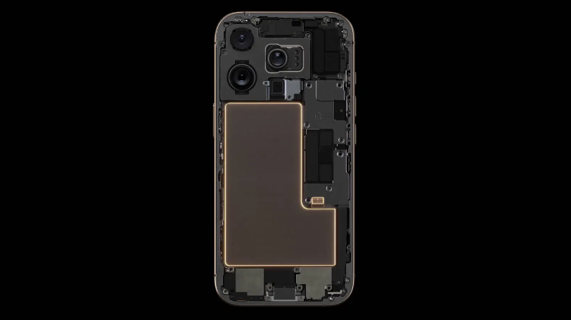 东郊镇苹果手机维修分享iPhone 16 Pro 系列屏幕更大，搭载 A18 Pro 芯片 